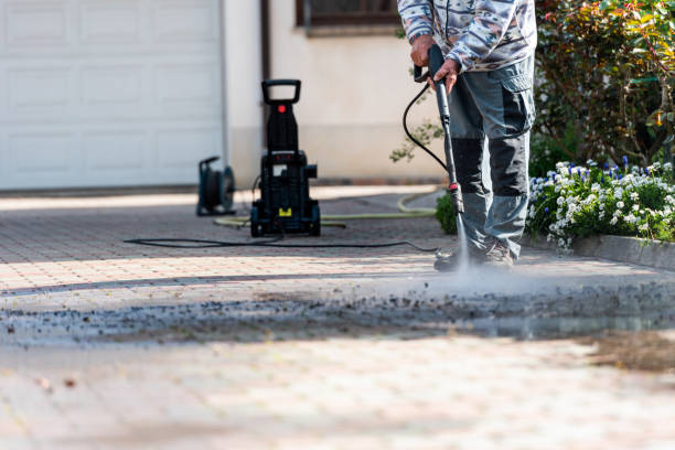 Best Garage Pressure Washing  in Bicknell, IN